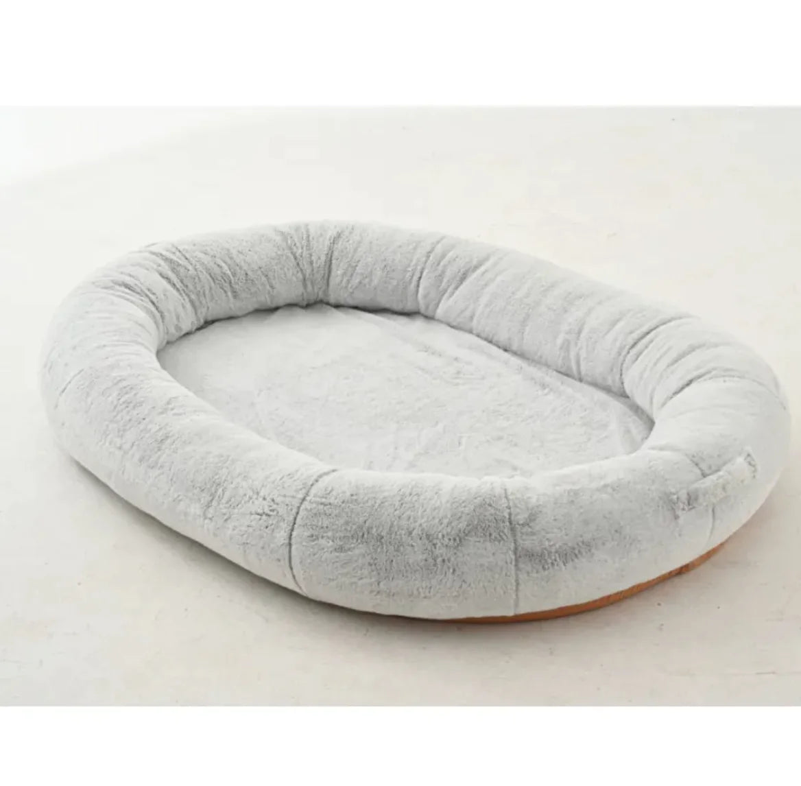 Lit surdimensionné gris clair pour chien et homme