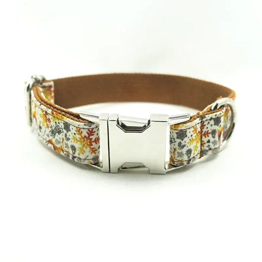 Collier de Noël doré fait main pour chien par MUTTCO